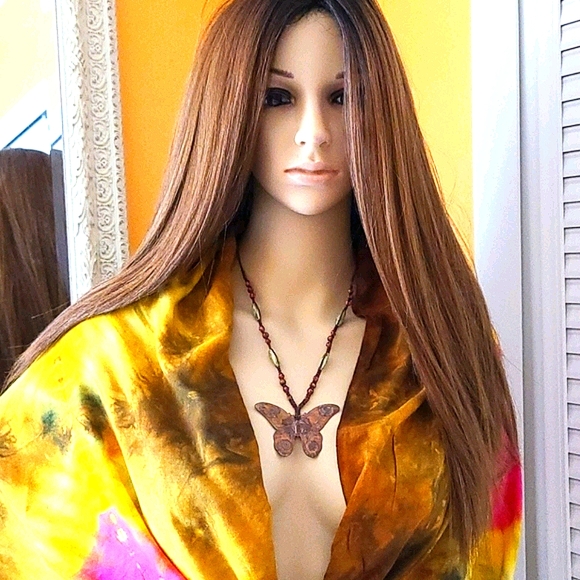 Adjustable Length Butterfly Necklace - Picture 3 of 15